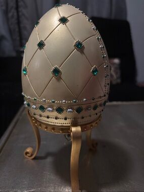 Bejeweled Decorative Egg — Cream with Emerald Stones